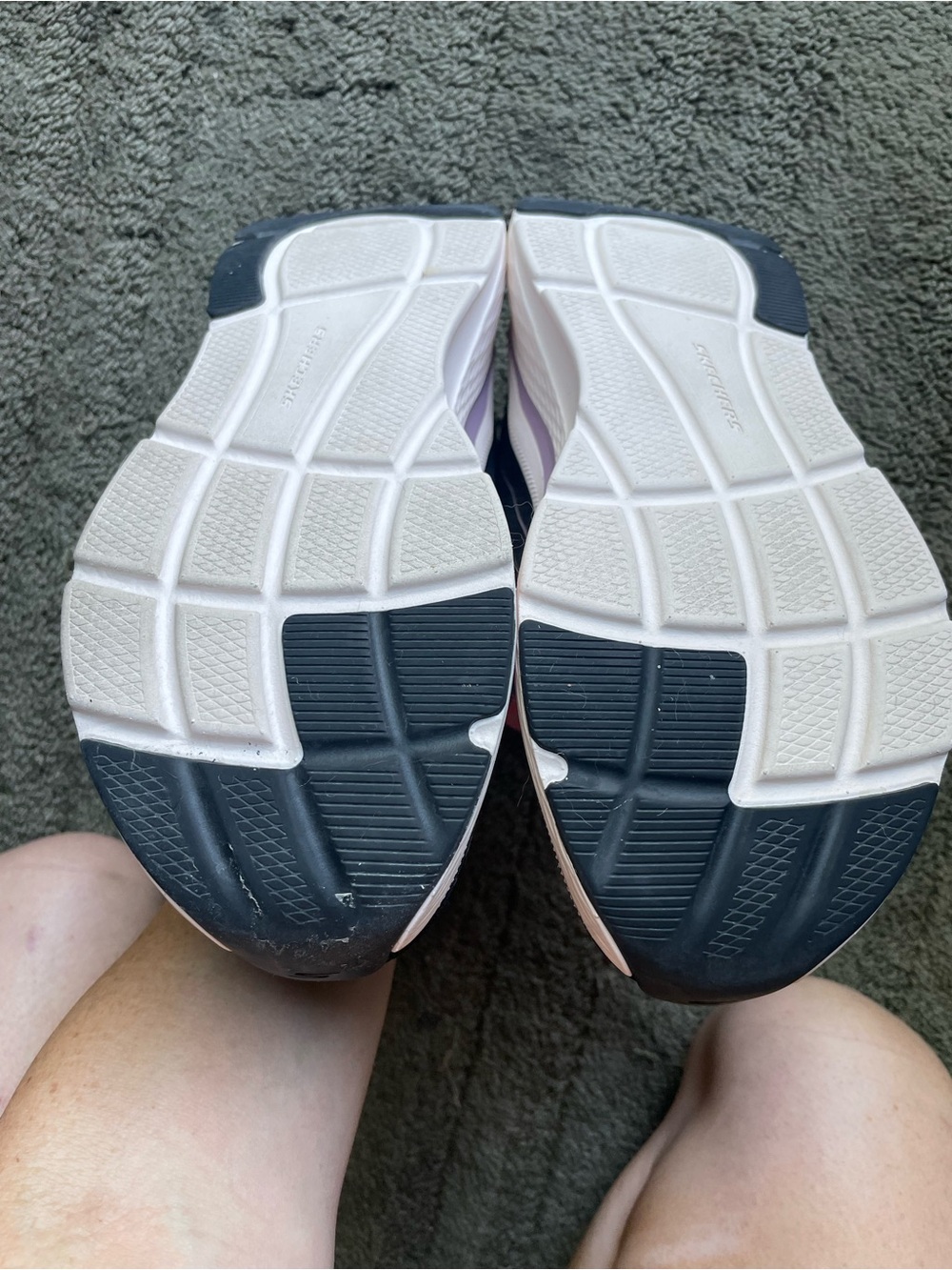 Skechers HANDS FREE Sz 8.5 Black & Lavender Athletic Walking Sneakers - Picture 3 of 7